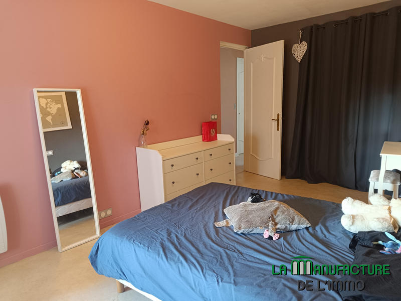 Maison - 177 m² - 6 pièces