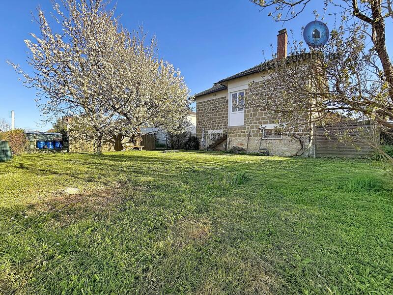 Maison traditionnelle - 80 m² - 5 pièces