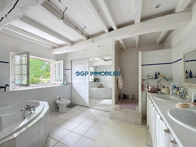 Ferme - 325 m² - 6 pièces