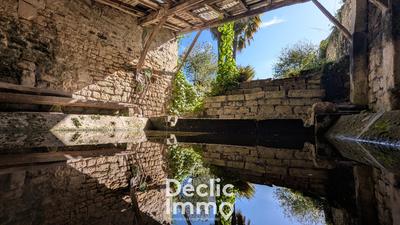 Maison - 250 m² - 10 pièces