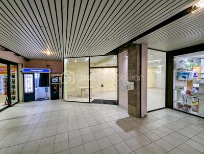 Local commercial - 60 m² - 2 pièces