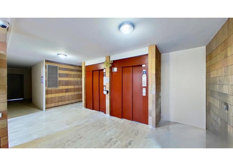 Appartement - 100 m² - 5 pièces