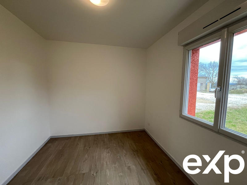 Maison - 180 m² - 6 pièces