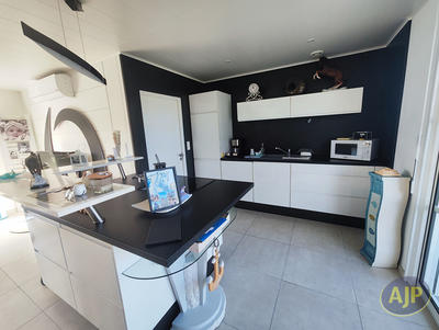 Maison - 113 m² - 4 pièces