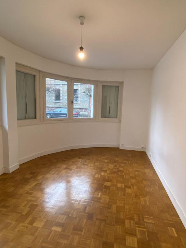 Bureau - 53 m² - 2 pièces