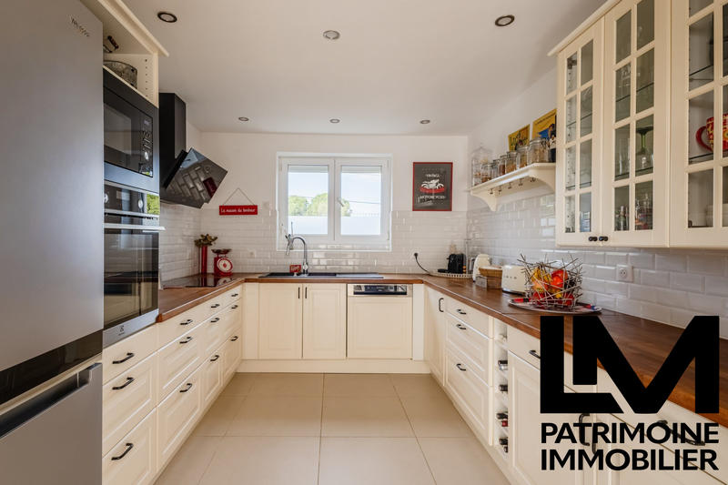 Villa - 195 m² - 7 pièces