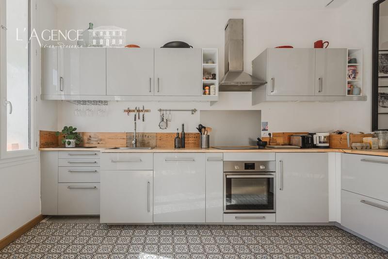 Appartement - 105 m² - 4 pièces