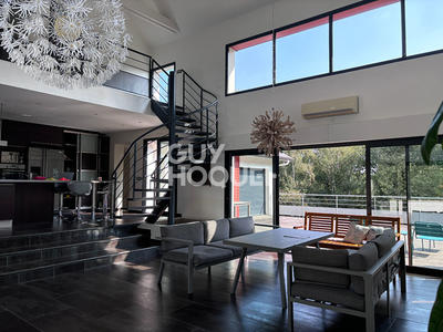 Maison - 193 m² - 7 pièces