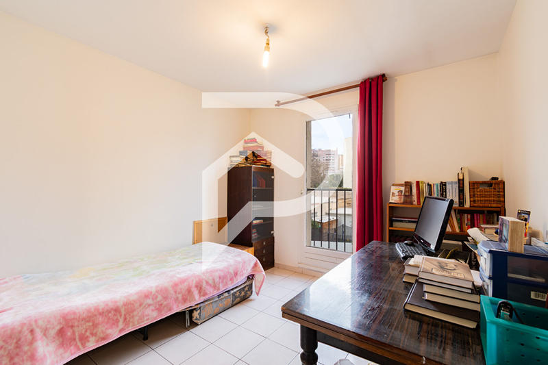 Maison - 100 m² - 6 pièces