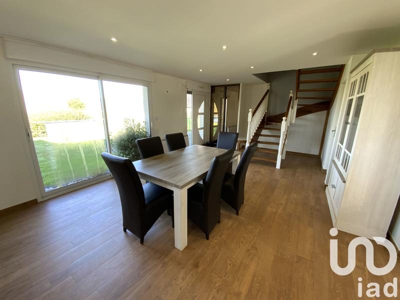 Maison - 140 m² - 5 pièces