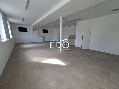 Local d'activités - 120 m²