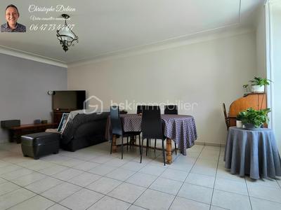 Maison de ville - 144 m² - 7 pièces