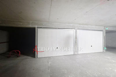 Parking / Garage - 13 m²