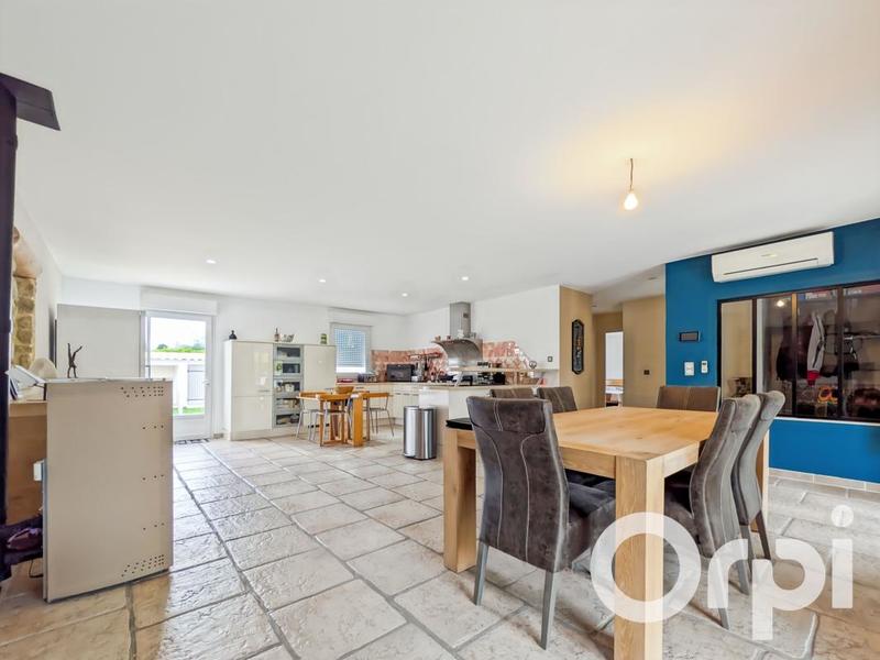 Maison - 150 m² - 5 pièces