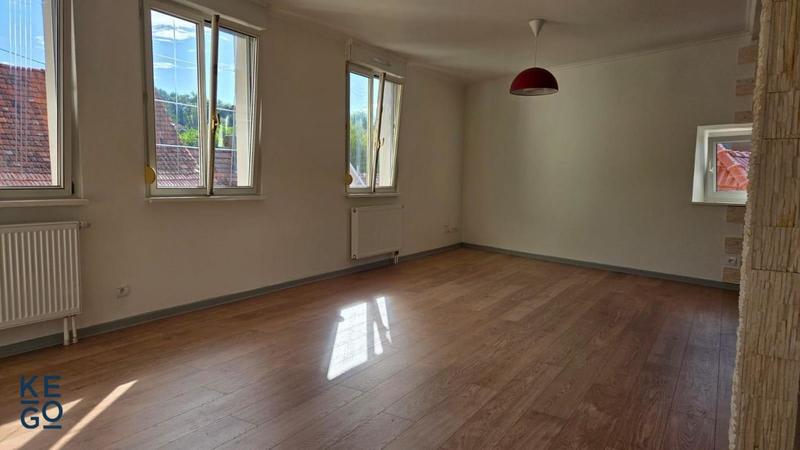 Appartement - 85 m² - 4 pièces
