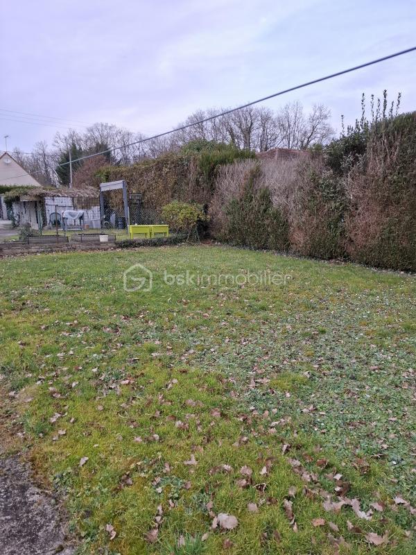 Terrain constructible - 553 m²