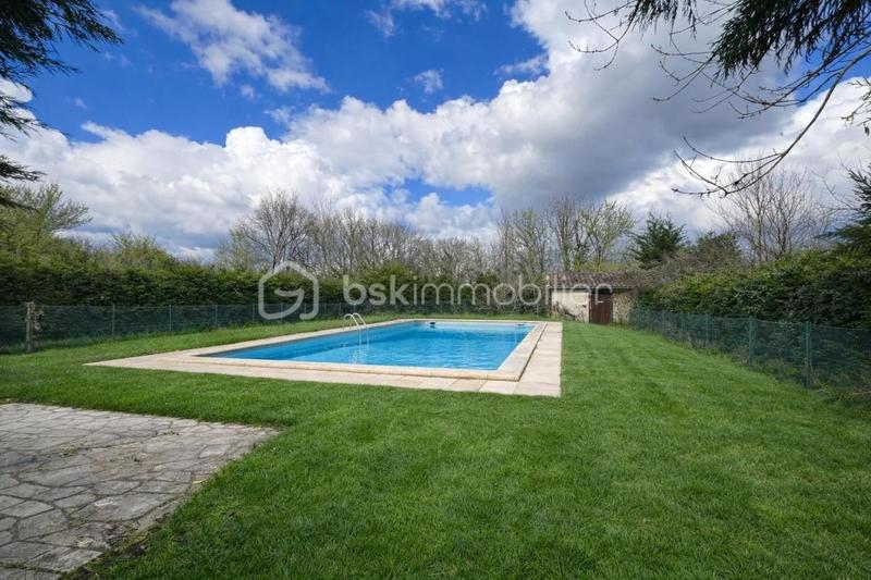 Maison - 193 m² - 5 pièces