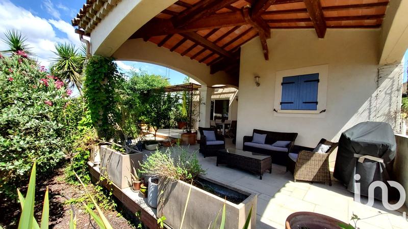 Maison - 236 m² - 7 pièces