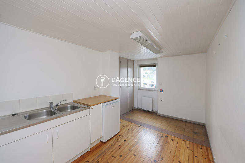 Local commercial - 136 m²