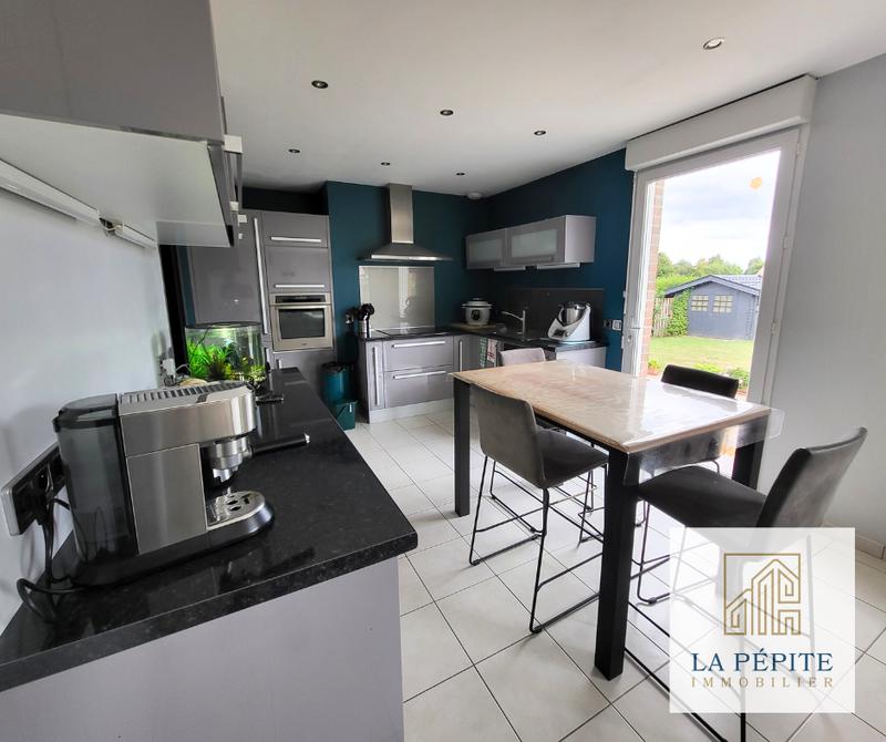 Maison - 122 m² - 6 pièces