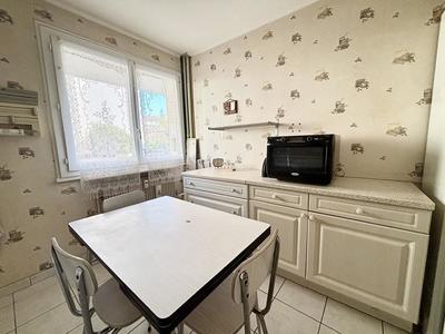 Appartement - 76 m² - 4 pièces