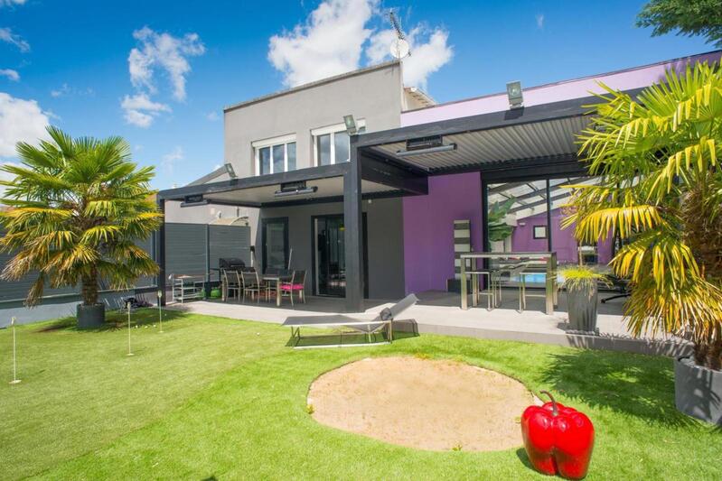 Maison - 101 m² - 10 pièces