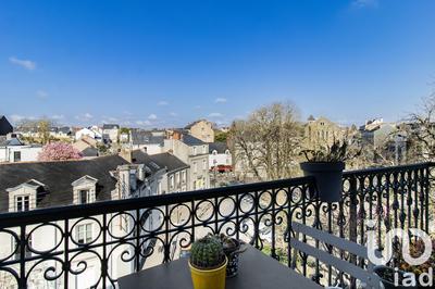 Appartement - 126 m² - 6 pièces