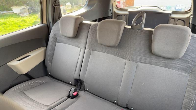 Dacia Lodgy 1.2 TCe 115 Laureate