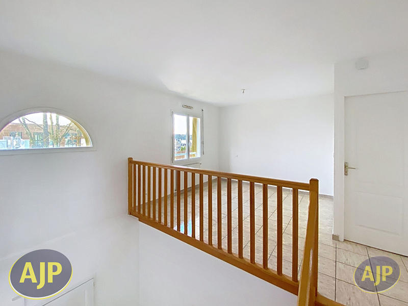 Maison - 122 m² - 6 pièces