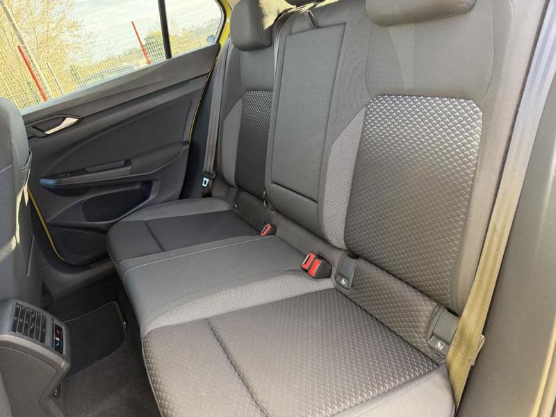 Volkswagen Golf 1.5 eTSI Opf 130 Dsg7 Active