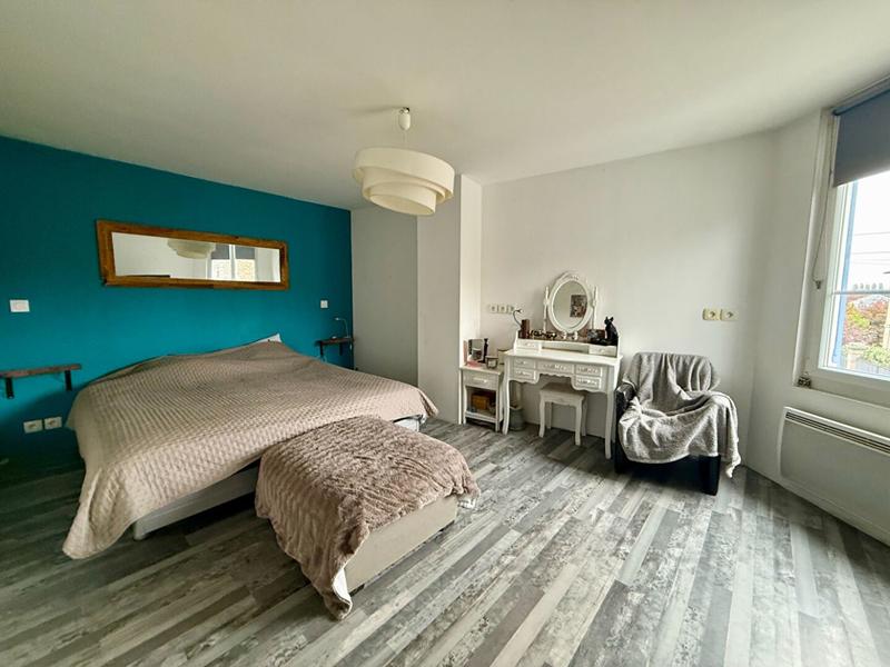 Maison - 98 m² - 5 pièces