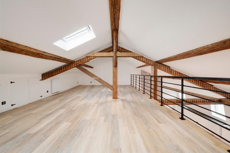 Duplex - 140 m² - 4 pièces