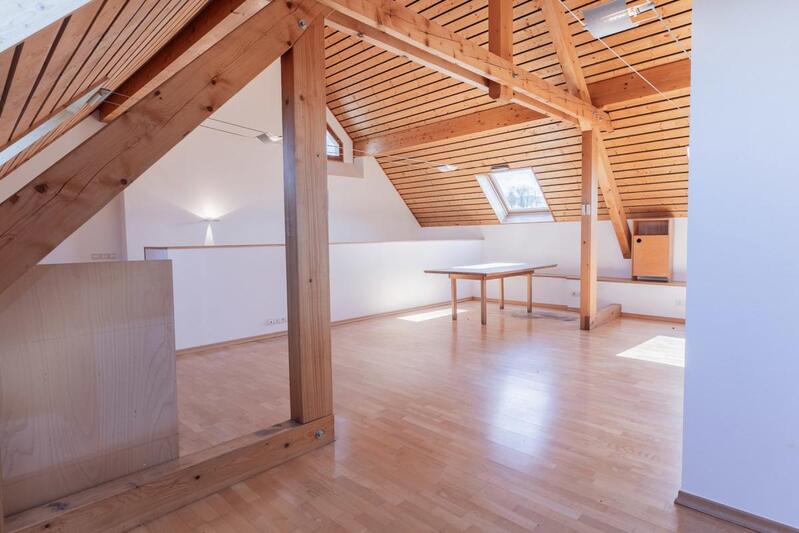 Maison - 474 m² - 8 pièces