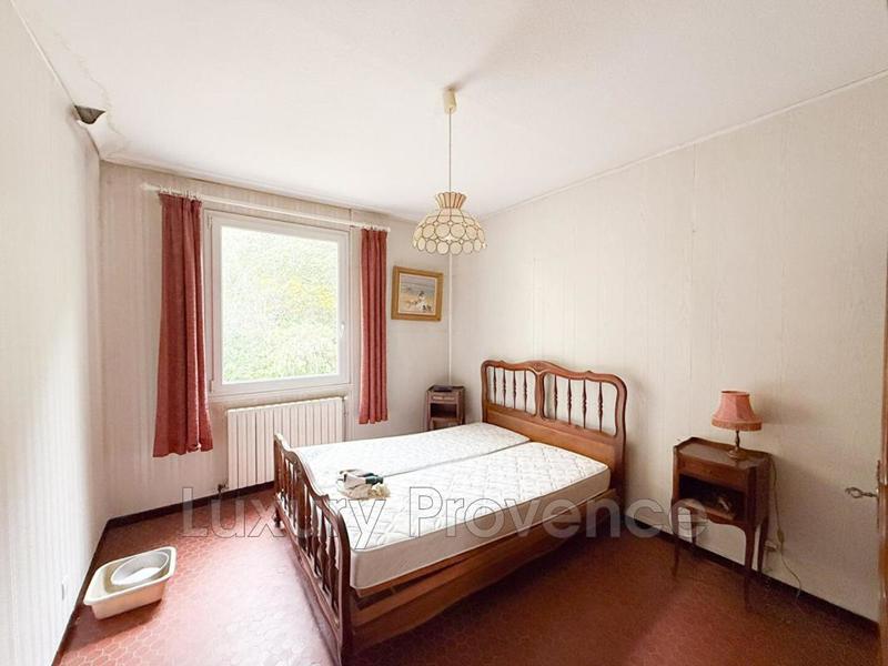 Propriété - 124 m² - 4 pièces