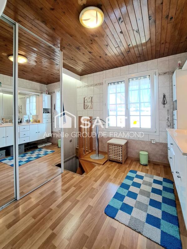 Maison - 147 m² - 6 pièces