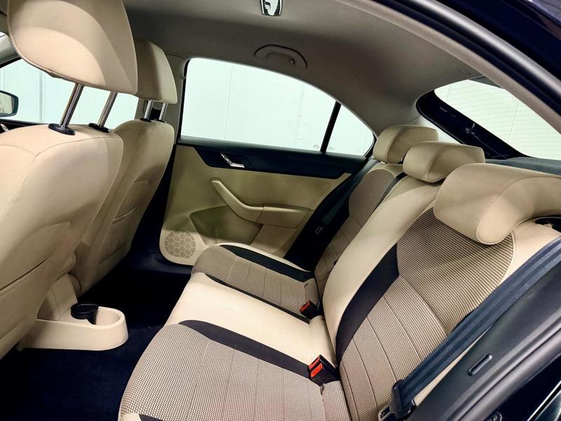 Skoda Rapid 1.6tdi 105ch - Sort de révision