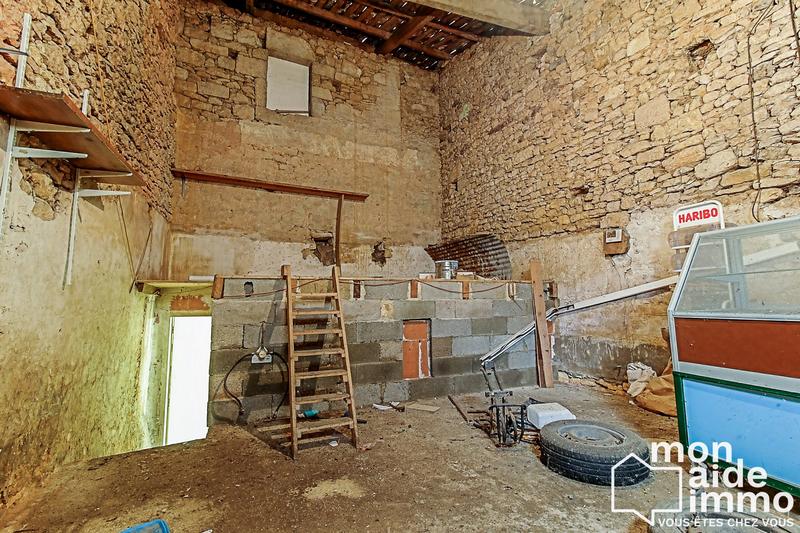 Maison - 150 m² - 9 pièces