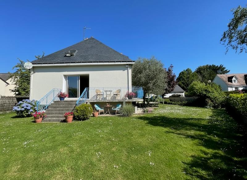 Maison - 223 m² - 9 pièces