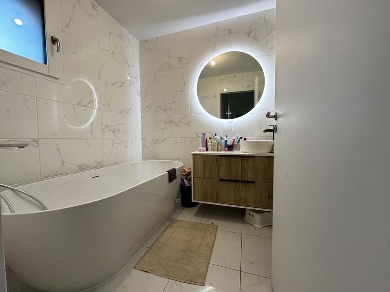 Maison - 114 m² - 5 pièces