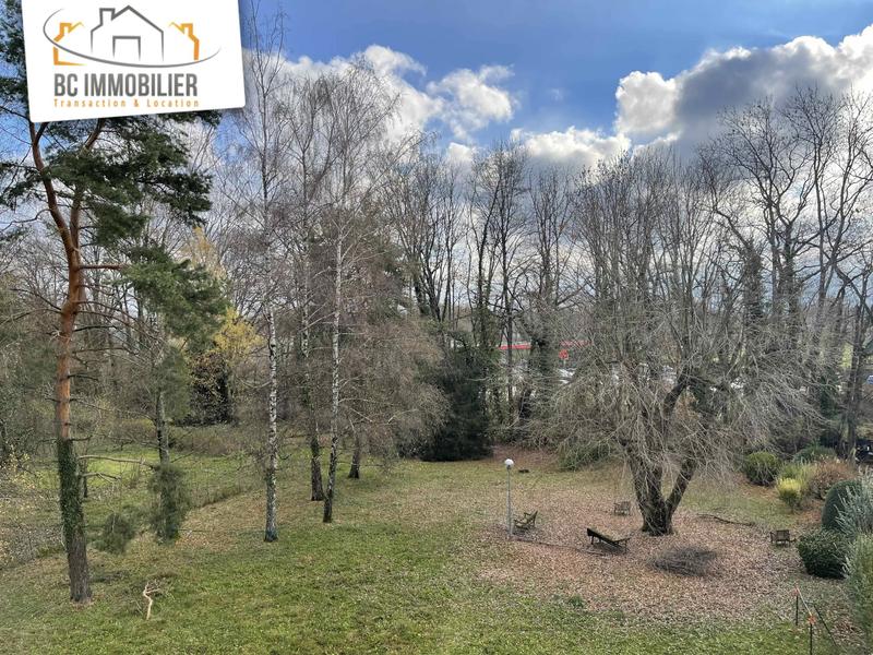 Appartement - 144 m² - 6 pièces