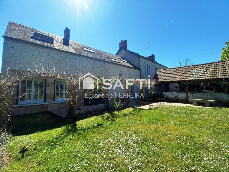 Maison - 566 m² - 15 pièces