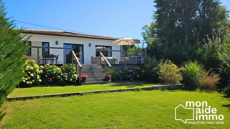 Maison - 100 m² - 5 pièces