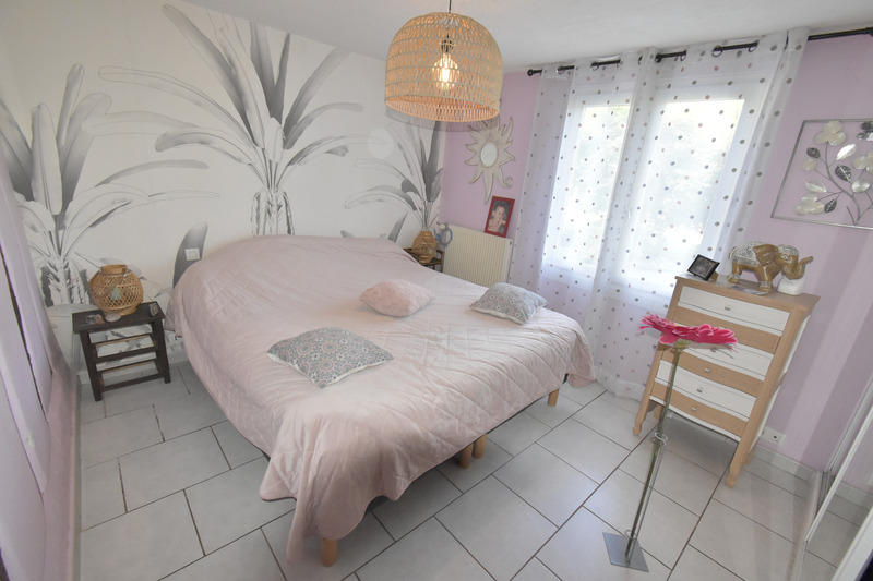 Maison - 210 m² - 7 pièces