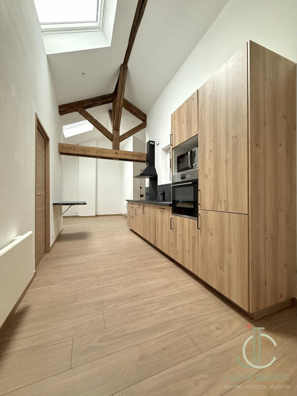 Appartement - 80 m² - 4 pièces