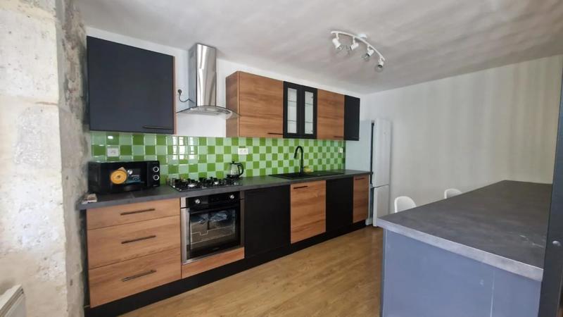 Maison de village - 180 m² - 7 pièces