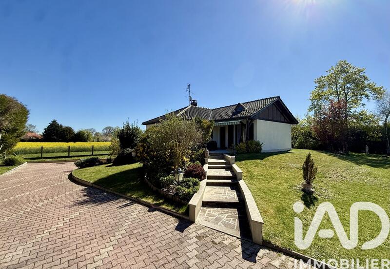 Maison - 92 m² - 5 pièces