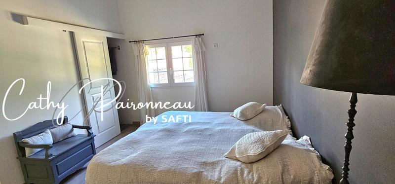 Villa - 324 m² - 9 pièces