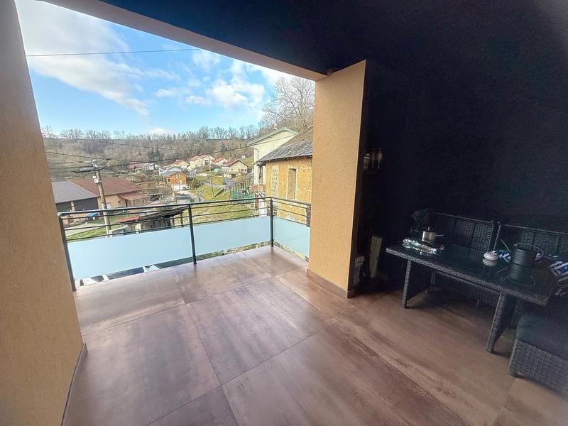 Maison - 149 m² - 6 pièces