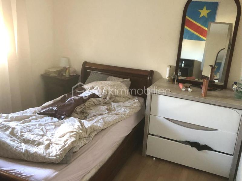 Maison traditionnelle - 93 m² - 6 pièces