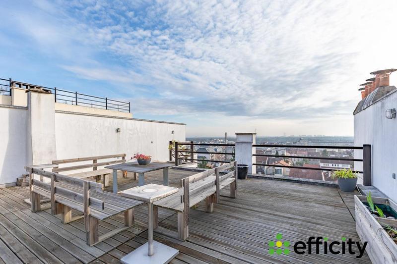 Maison - 358 m² - 7 pièces